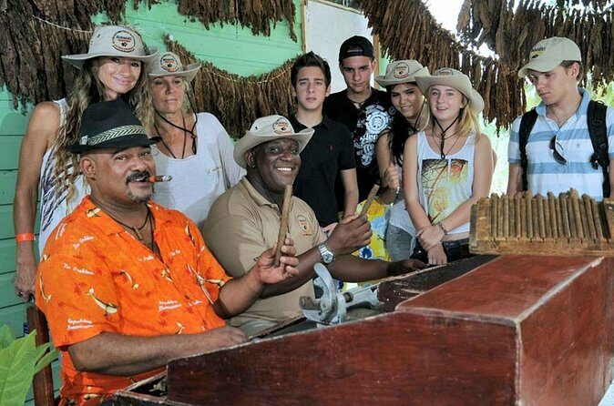 Cigars Shopping Tours From Punta Cana with Transportation Included - The Experience and Atmosphere