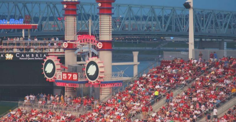 Cincinnati: Cincinnati Reds Baseball Game Ticket - Authentic Experiences Beyond the Game