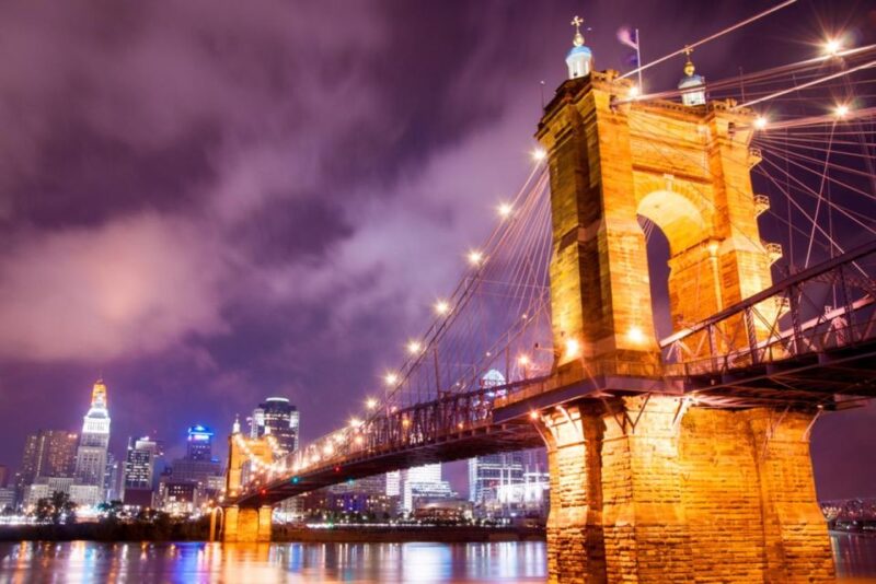 Cincinnati: Night Tour With Music and Sunset Boat Cruise - Panoramic River Vistas