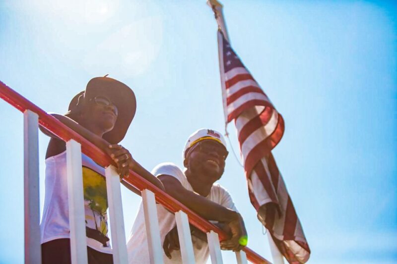 Cincinnati: Riverboat Cruise With Lunch and Entertainment - Unique Selling Points