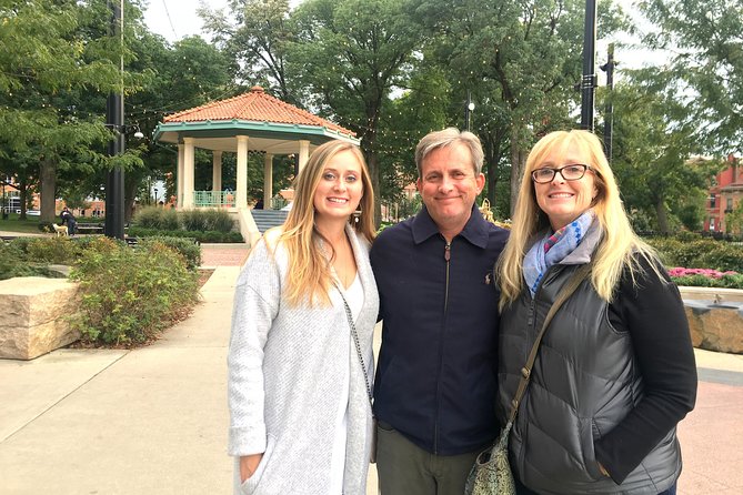 Cincinnati Wine & Dine in Over the Rhine Evening Tour - Dinner and Wine Included