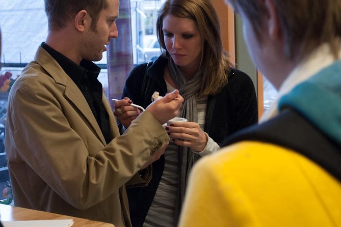 Cincinnatis Original Findlay Market Tour With Tastings - Sampling Specialty Food Items