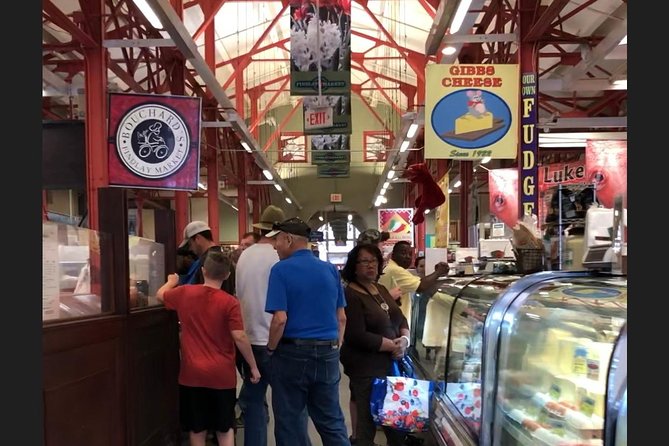 Cincinnatis Original Findlay Market Tour With Tastings - Learning the Markets Storied History