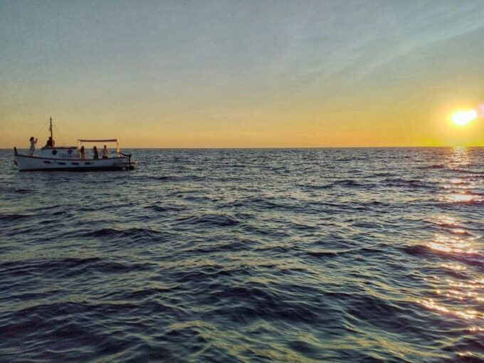 Cinque Terre: 2-Hour Private Boat Tour - Cancellation Policy