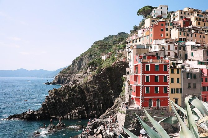 Cinque Terre Full Day Discovery: Escorted Round Trip by Bus From Florence - Customer Reviews and Experiences