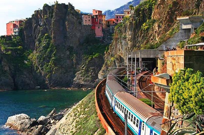 Cinque Terre Full-Day Trip From Florence - Group Size and Accessibility