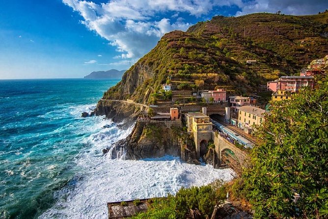 Cinque Terre Full-Day Trip From Florence - Transportation and Comfort