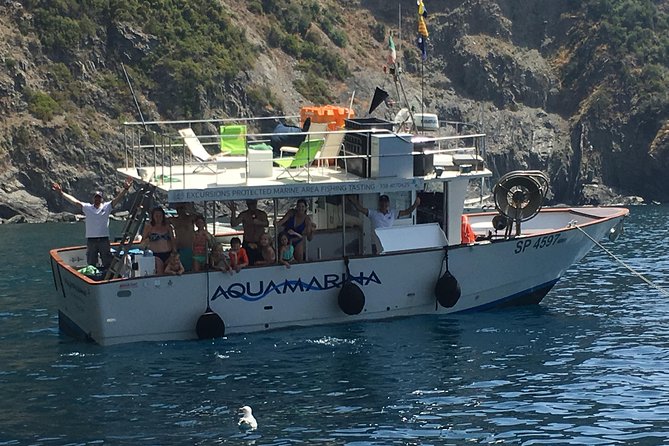 Cinque Terre Lunch Boat Tour - Tour Duration and Schedule