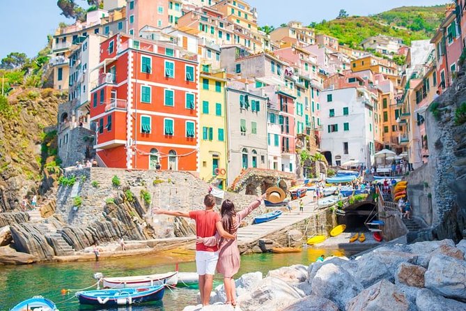 Cinque Terre Private Tour by Minivan and Ferry-Boat From La Spezia - Exploring the Cinque Terre