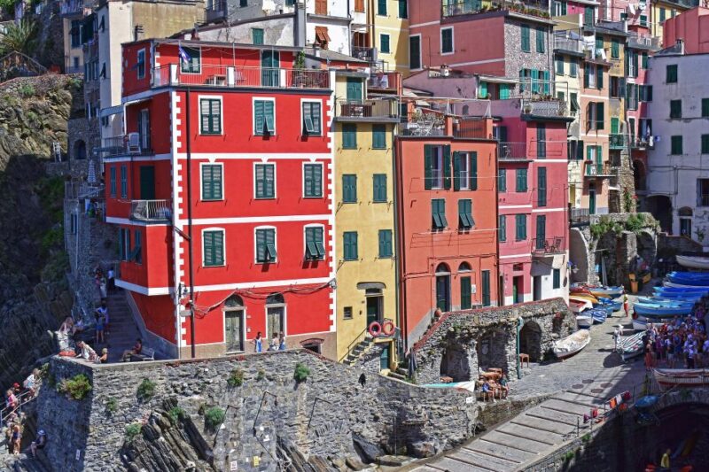 Cinque Terre: Private Walking Tour Through Villages - Tour Experience