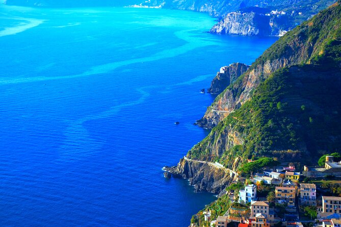 Cinque Terre SHARED Boat Tour, Amazing Experience - Meeting Point and Accessibility