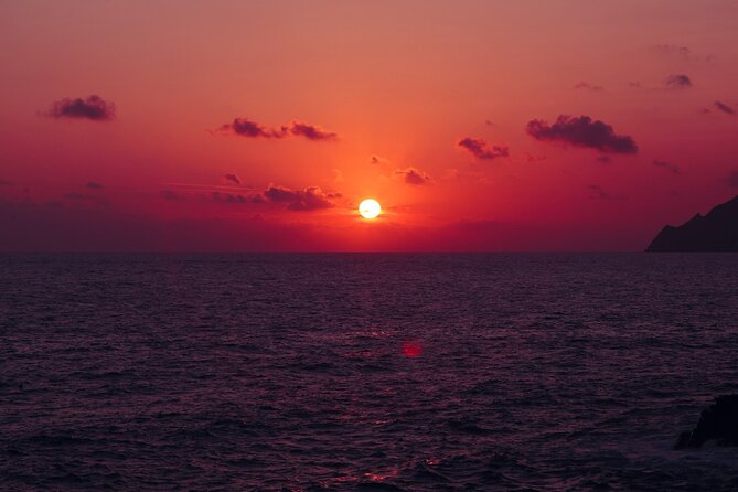 Cinque Terre Sunset Cruise With Aperitif - Accessibility and Restrictions
