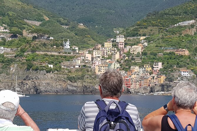 Cinque Terre Tour Small Group Tour From Lucca - Meeting Point and Pickup