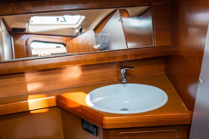 Cinque Terre Tour With Elegant Sailing Boat - Frequently Asked Questions