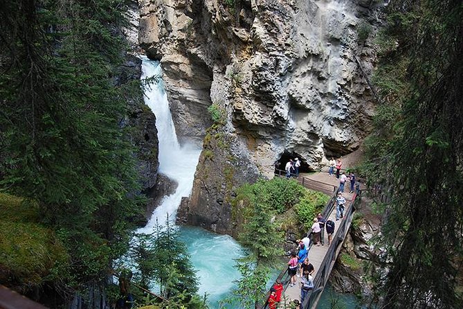 Circle West - Canadian Rockies Round Trip Bus Tour From Vancouver - Group Size