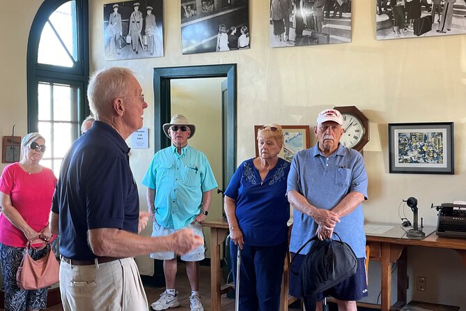Circus Secrets of Venice Trolley Tour - Meeting and Pickup Details
