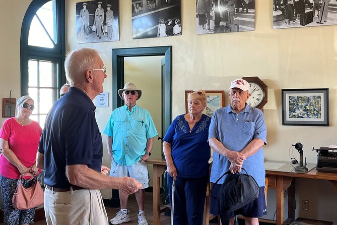 Circus Secrets of Venice Trolley Tour - Accessibility and Participation Guidelines