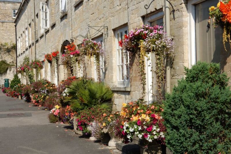 Cirencester: Quirky Self-Guided Smartphone Heritage Walks - Included in the Download