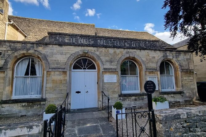 Cirencester's Tall Tales and Hidden History: A Self-Guided Audio Tour - Navigating the Self-Guided Tour
