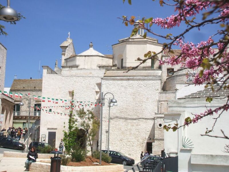Cisternino: 2-Hour Authentic Italian Village Tour - Highlights and Activities