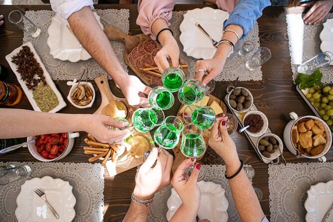 Citron Tasting and Distillery 1-Hour Guided Tour in Naxos - Small Group Tasting Experience