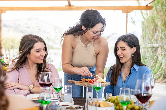 Citron Tasting and Distillery 1-Hour Guided Tour in Naxos - Booking and Cancellation Policy