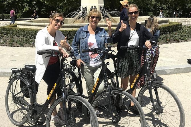 City Bike Rental With Phone Holder and Self Guided Tour - Tour Details and Highlights
