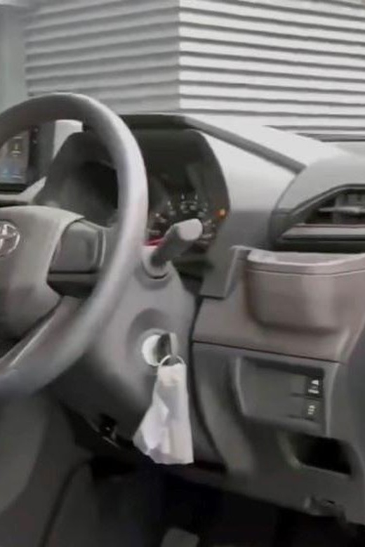 City Car Hire 12 Hours - Included Services