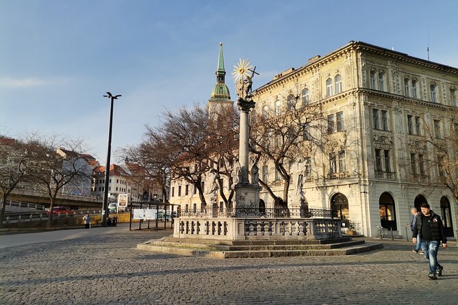 City & Castle Tour - Introduction to Bratislava - Unique Slovak Treats