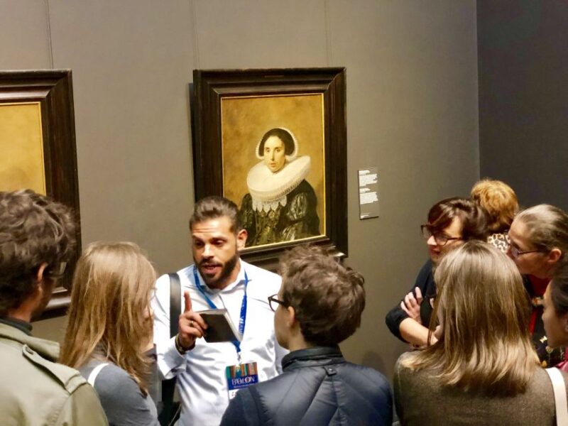 City Center and Rijksmuseum Guided Combo Tour 5h 8 Guest Max - Meeting Point and Accessibility