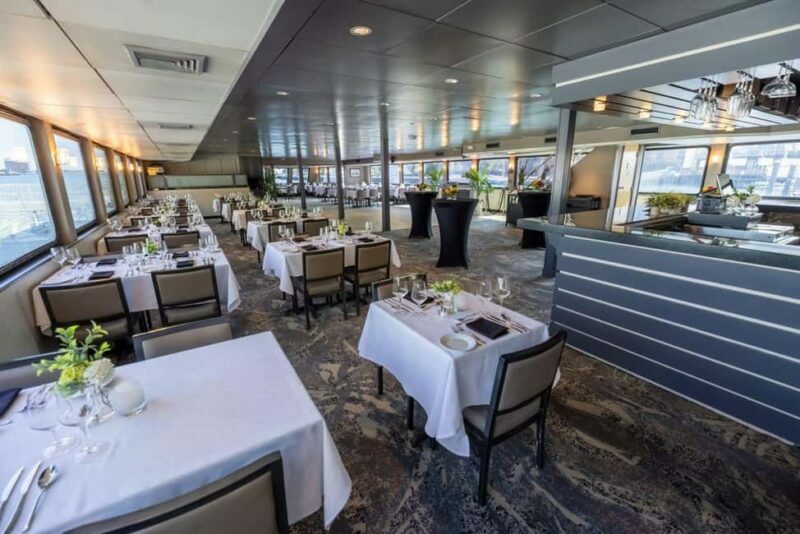 City Cruises Boston: Premier Brunch or Dinner Harbor Cruise - Entertainment and Atmosphere
