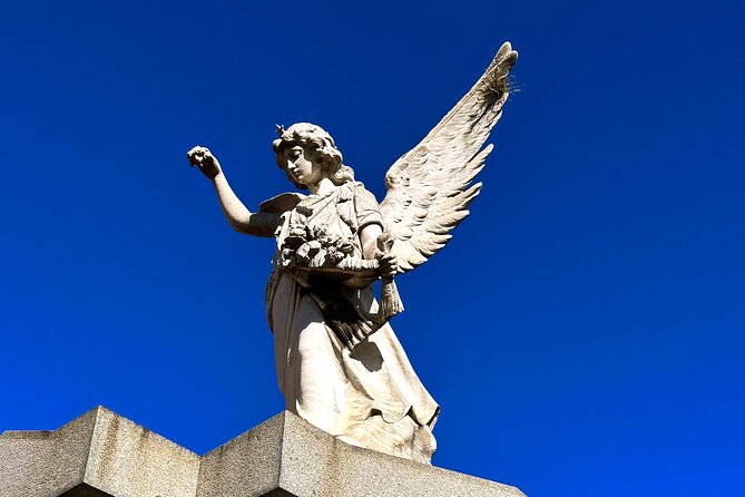 City of Angels: Walking Tour Recoleta - Skip the Line - Basilica Nuestra Senora Del Pilar
