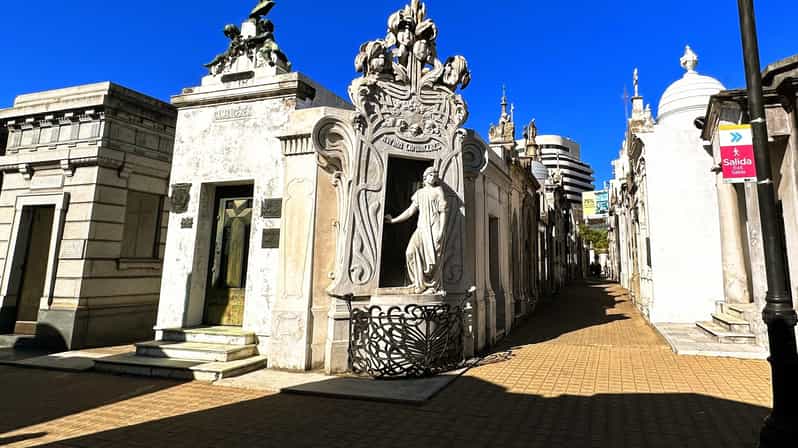 City of Angels: Walking Tour Recoleta - Skip the Line - Itinerary and Highlights