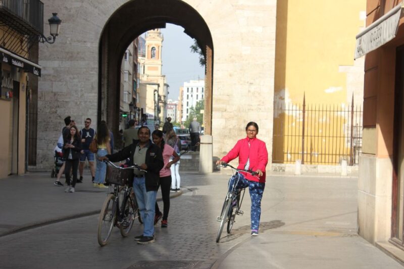 City of Arts & Sciences Tour on Bicycle, E-Bike or E-Step - Frequently Asked Questions