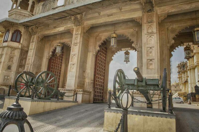 City Palace Udaipur Express visits with english speaks guide - Introduction: An Easy, Insightful Way to Discover Udaipur’s Iconic Palace