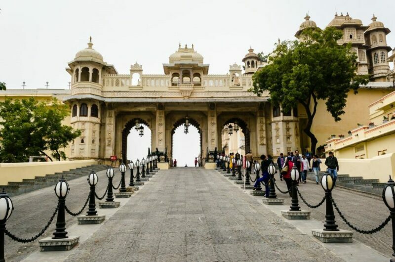 City Palace Udaipur Express visits with english speaks guide - What to Expect from Your Guided Tour
