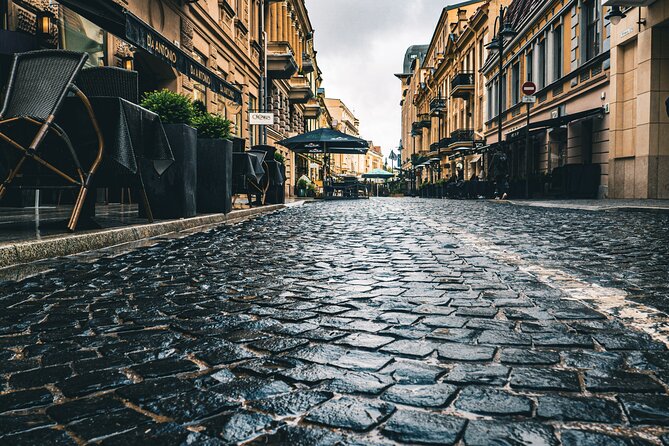 CITY QUEST Vilnius: Unlock the Mysteries of This City! - Solving Puzzles and Mysteries