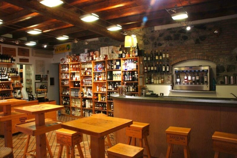 City Self-Tour With Lunch, Aperitif, and Brewery Dinner - Key Points