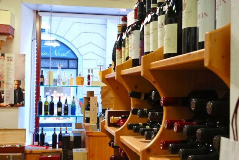 City Self-Tour With Lunch, Aperitif, and Brewery Dinner - Experience Highlights