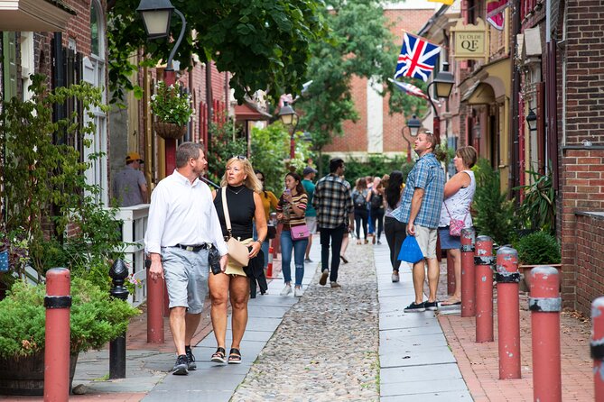 City Sightseeing Walking Tour – Founding Fathers and Mothers - Meeting and End Point