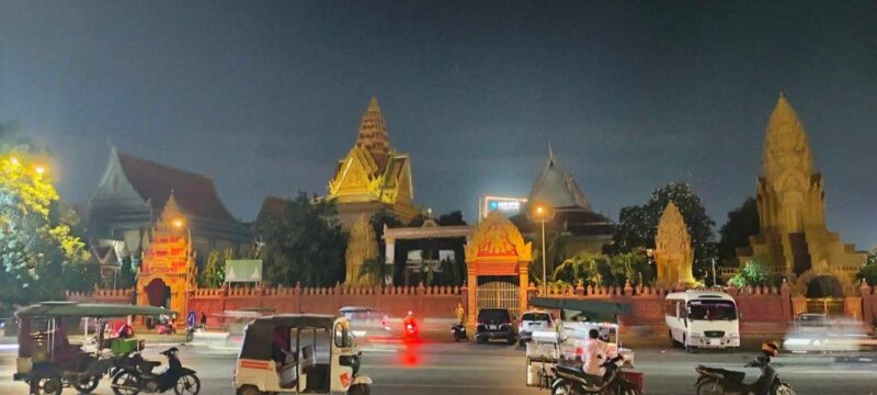 City Sites up in Lights Evening Tour - Inclusions and Amenities