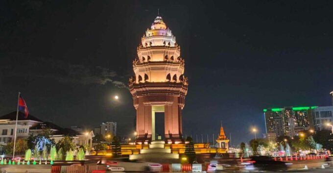 City Sites up in Lights Evening Tour - Dinner Options