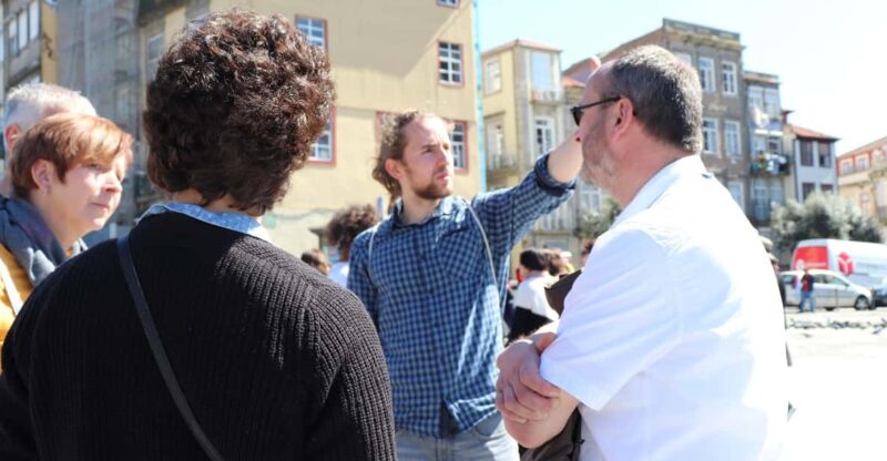 City Tour Discover Porto's Center in German (Maximum 12 Pax) - Tour Overview and Details