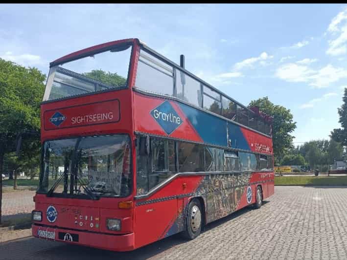 City Tour Gdańsk Hop on Hop off - Accessibility and Meeting Point