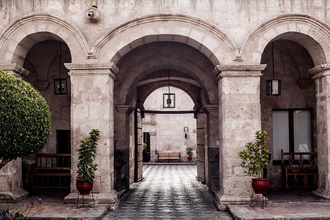 City Tour in Arequipa, Santa Catalina and Viewpoints - Visiting Yanahura Viewpoint