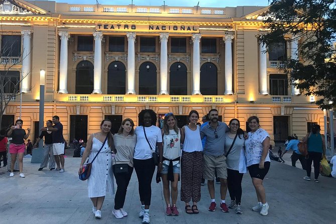 City Tour in El Salvador - Plaza Libertad