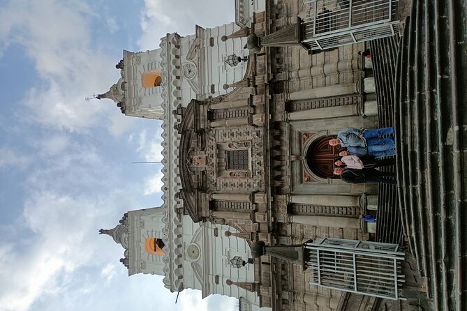 City Tour in Quito. Muffin, Cable Car, Historic Center and Middle of the World - Tour Inclusions