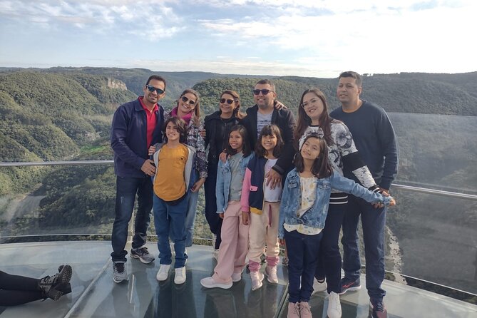 City Tour in the Main Attractions of Gramado and Canela - Customer Reviews and Ratings