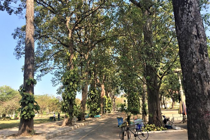 City Tour Kompong Pluk Sunset Floating Village From Siem Reap - Tour Overview