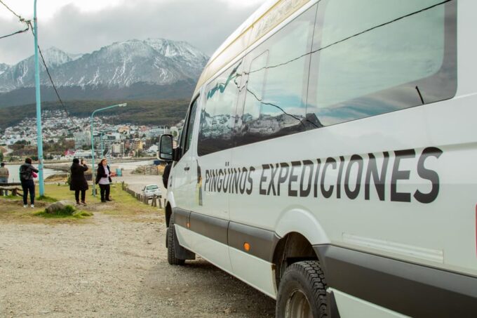 CITY TOUR + MARTIAL GLACIER RESERVE VISIT - Bilingual Tour Guide